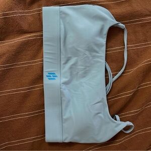 Seamless Light Blue Sports Bra - Performance Comfort